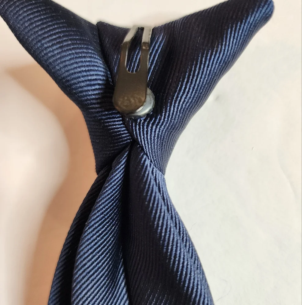 Luther Pike Seattle Boy's Clip On Neck Tie in Dark Navy New Without Tags